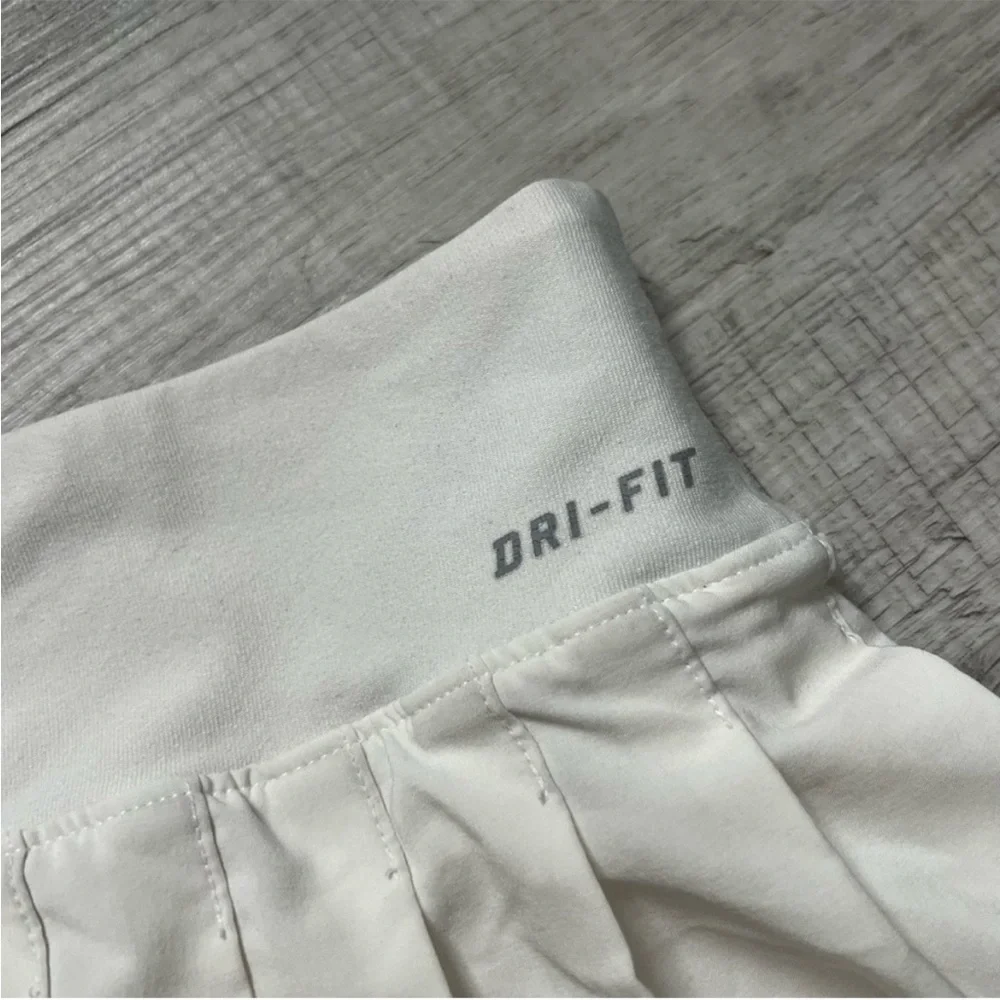 NIKE DRI FIT Pleated Tennis Skort White Black Size Large